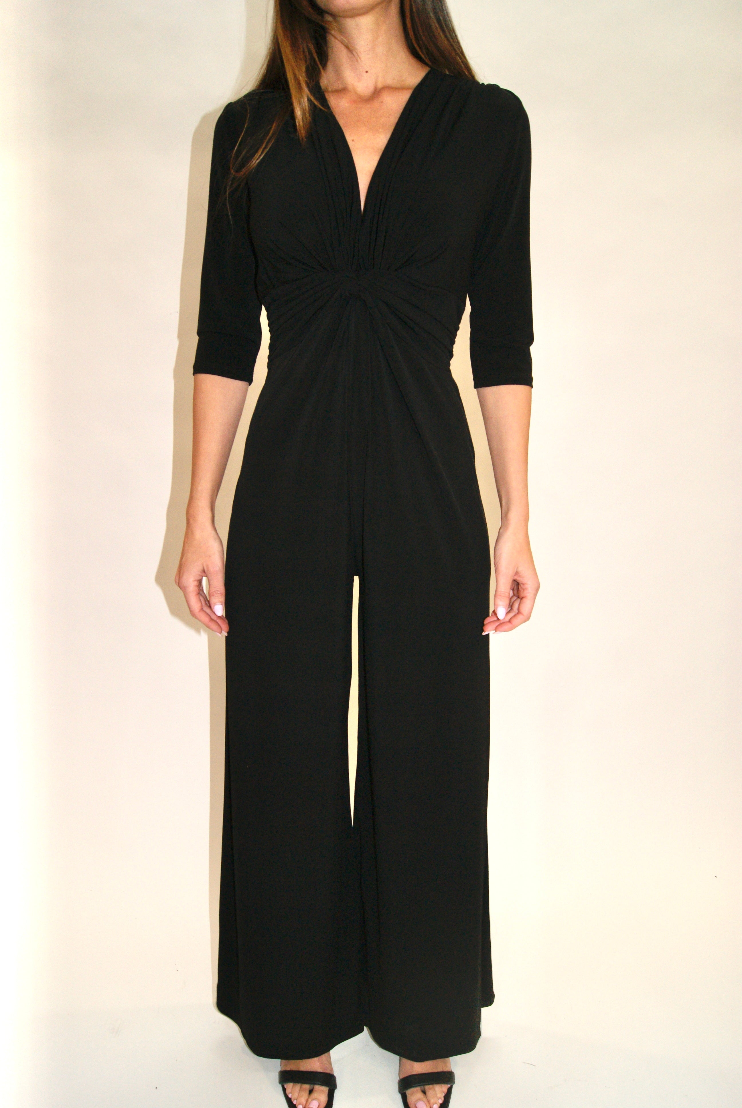 Mono nudo negro liso