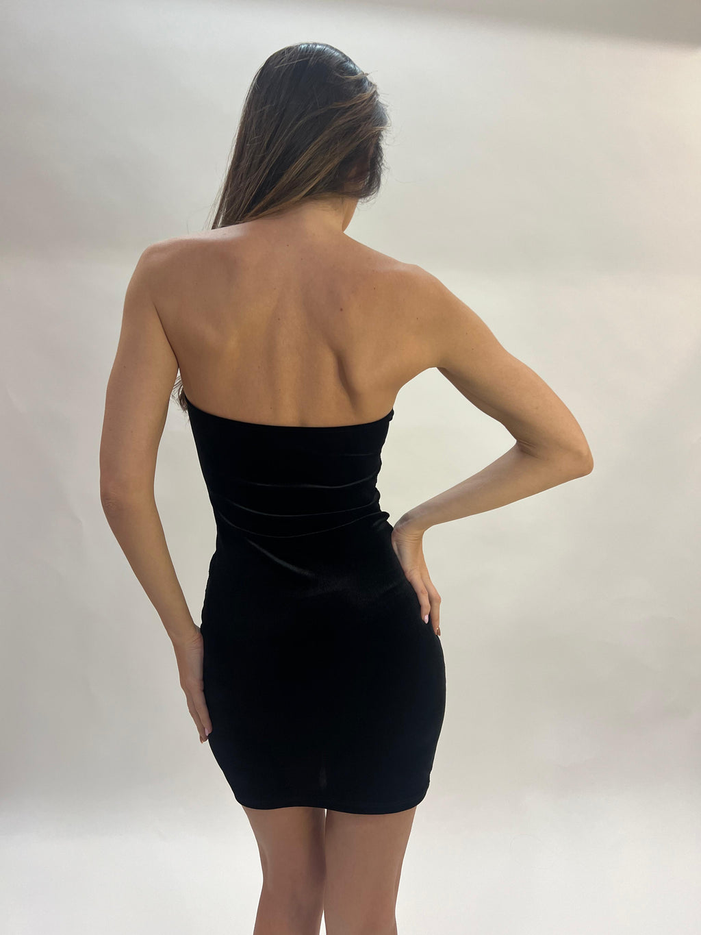 Vestido Mini de Terciopelo Palabra de Honor - Talla Única