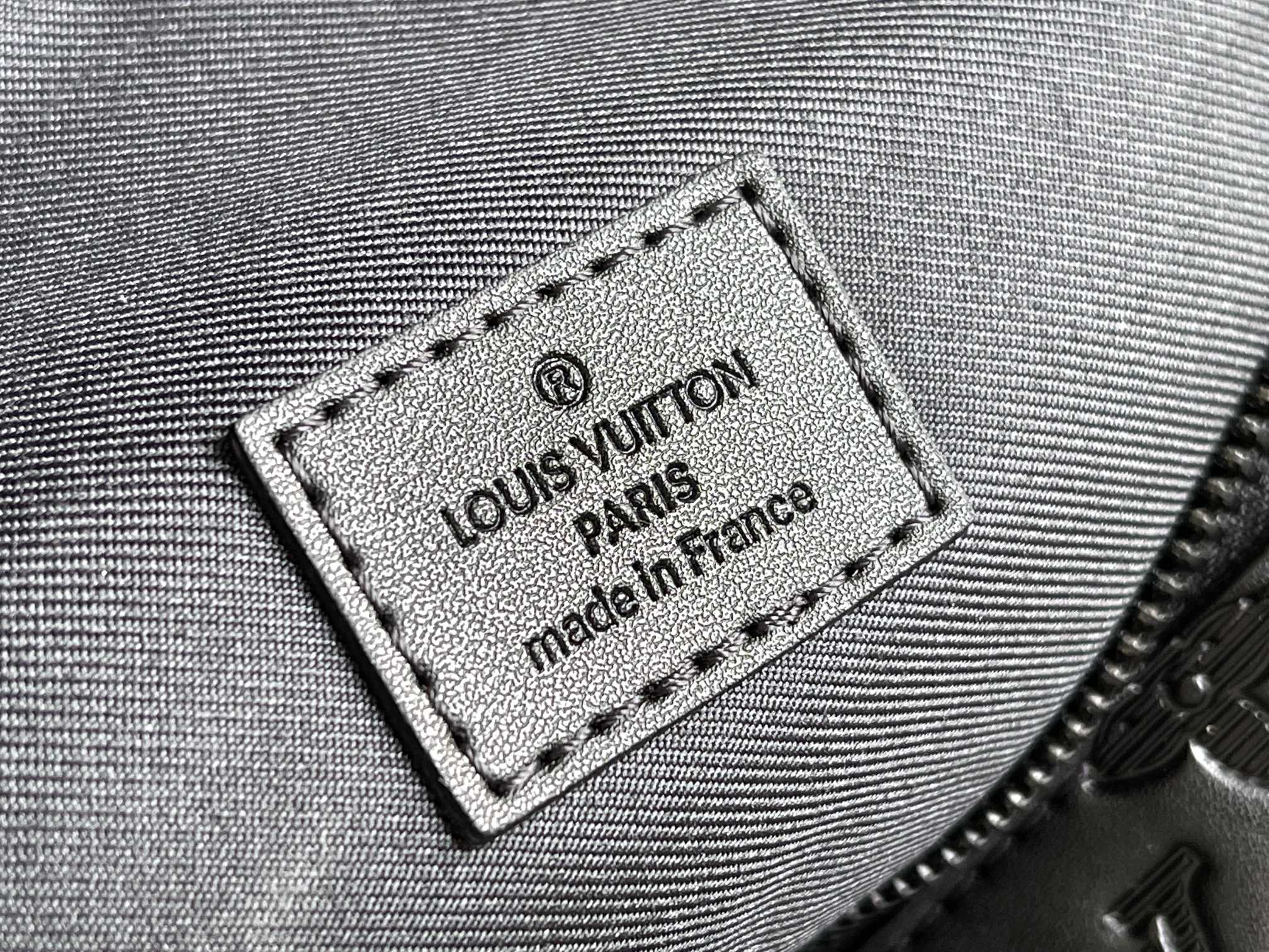 Men's Premium Messenger Bag
