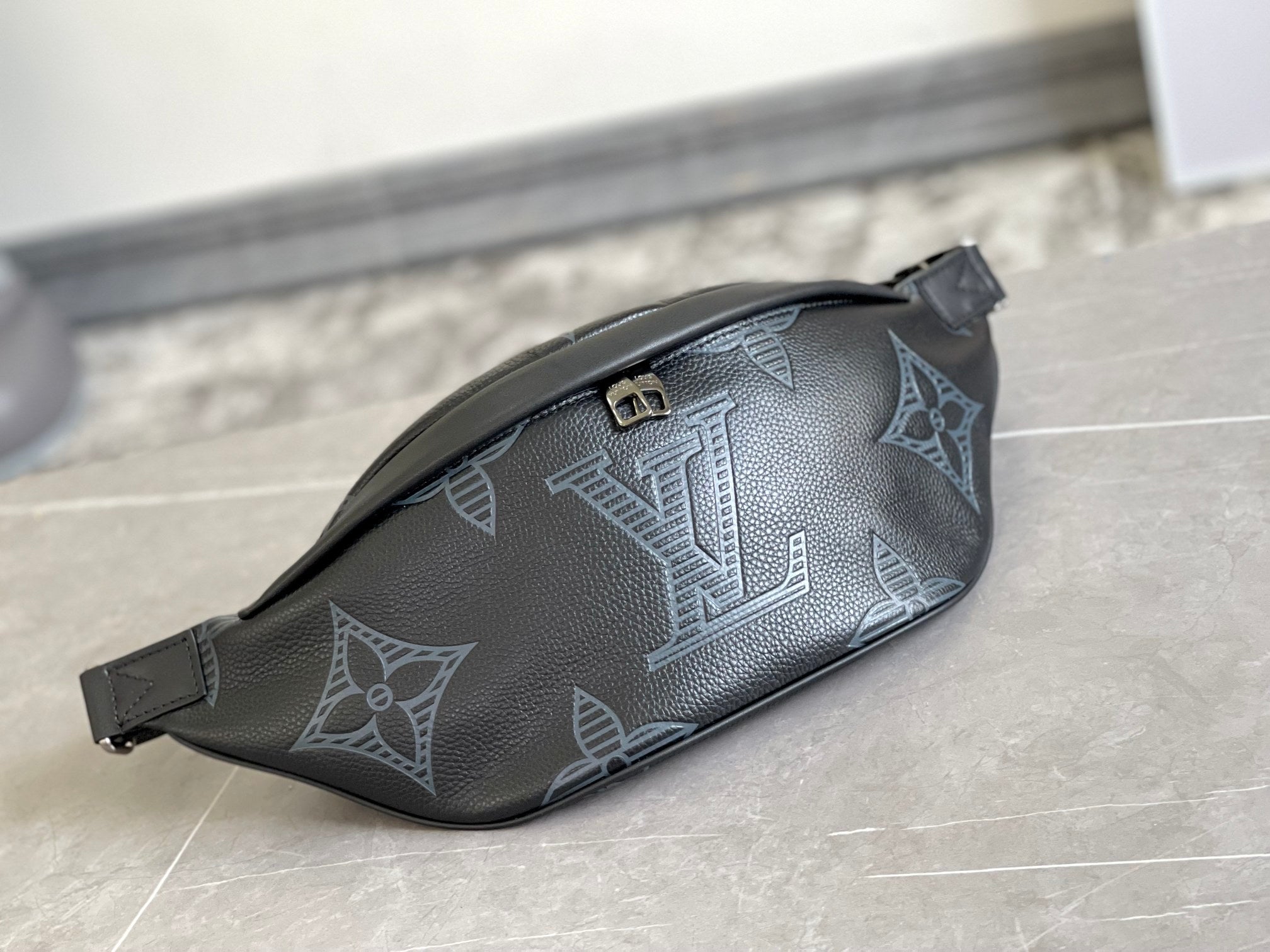 Men's Leather Shoulder Bag
