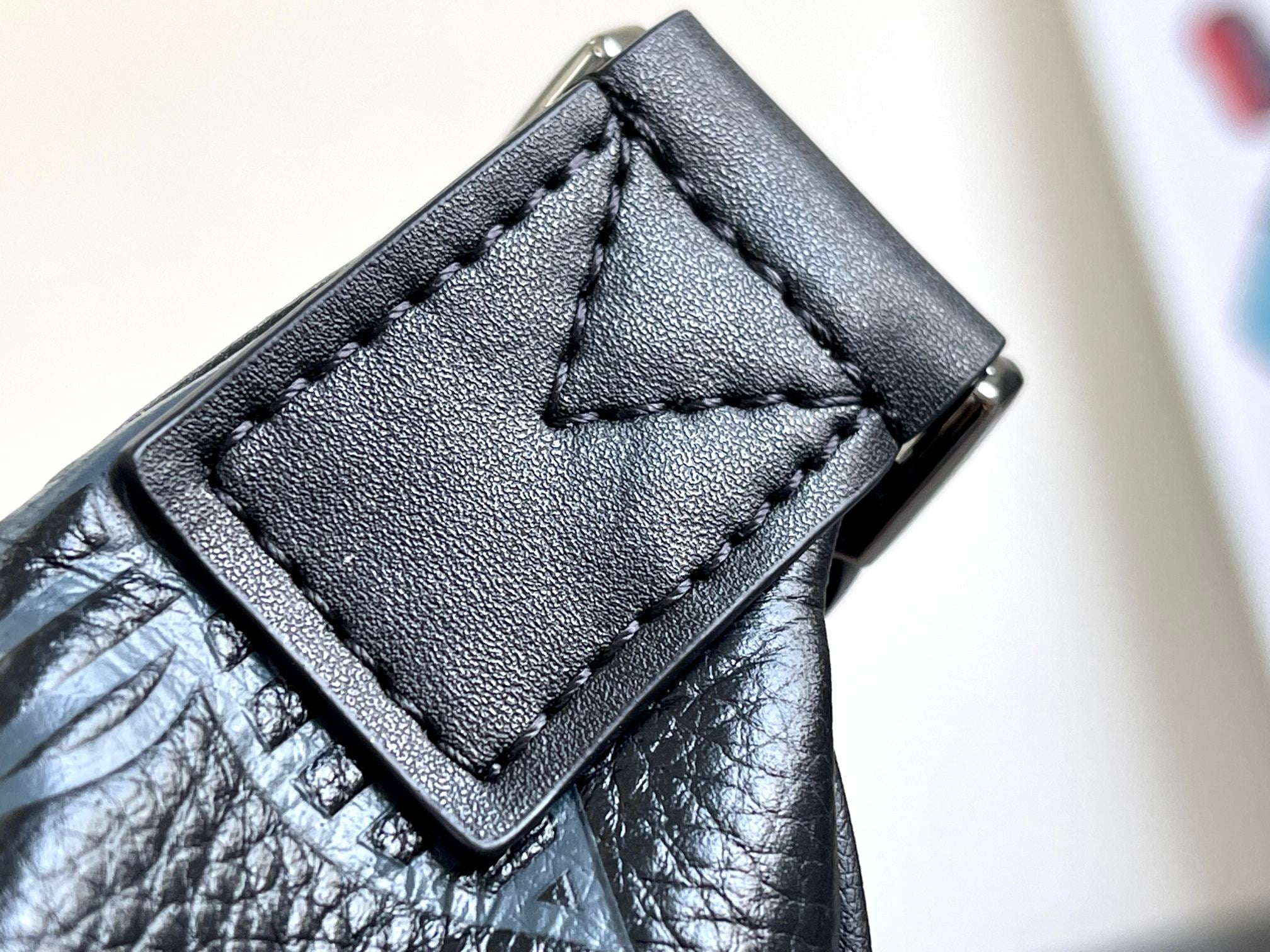 Men's Leather Shoulder Bag