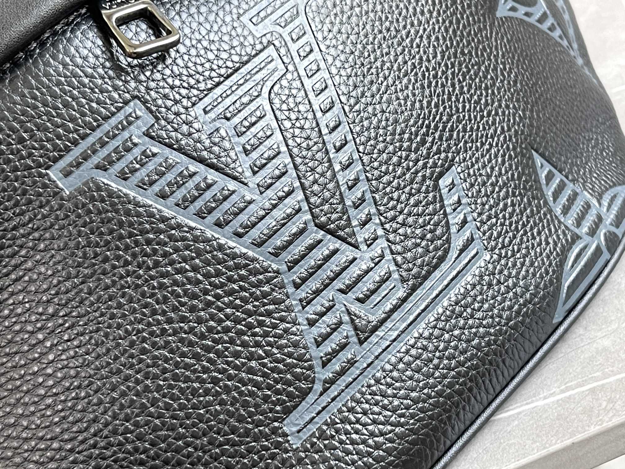 Men's Leather Shoulder Bag