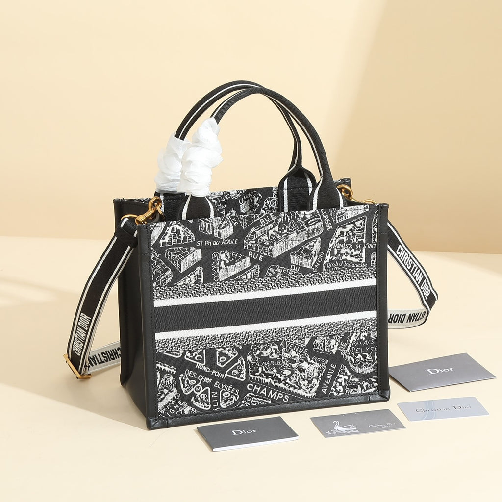 Women's Paris Map Embroidered Book Tote – Black