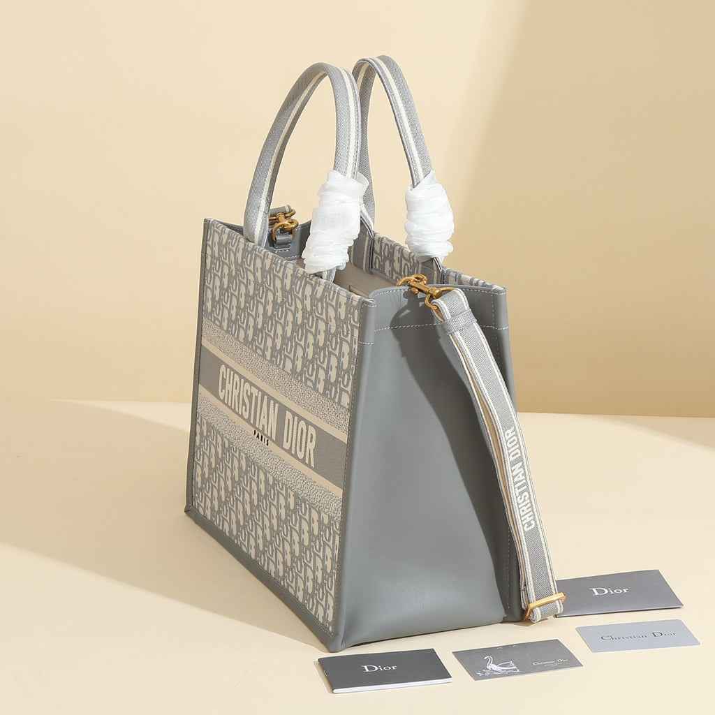 Women's Oblique Jacquard Book Tote – Grey