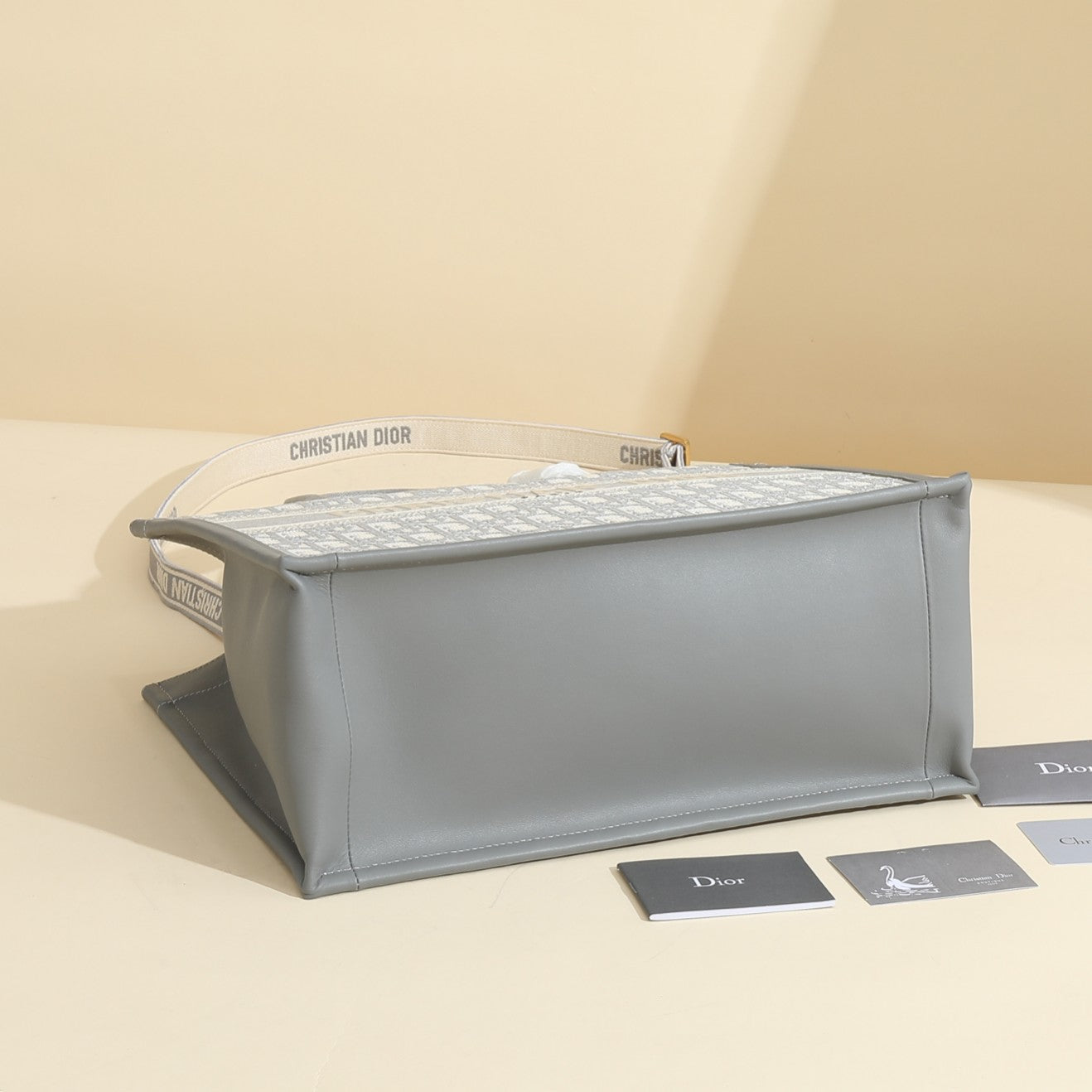 Women's Oblique Jacquard Book Tote – Grey