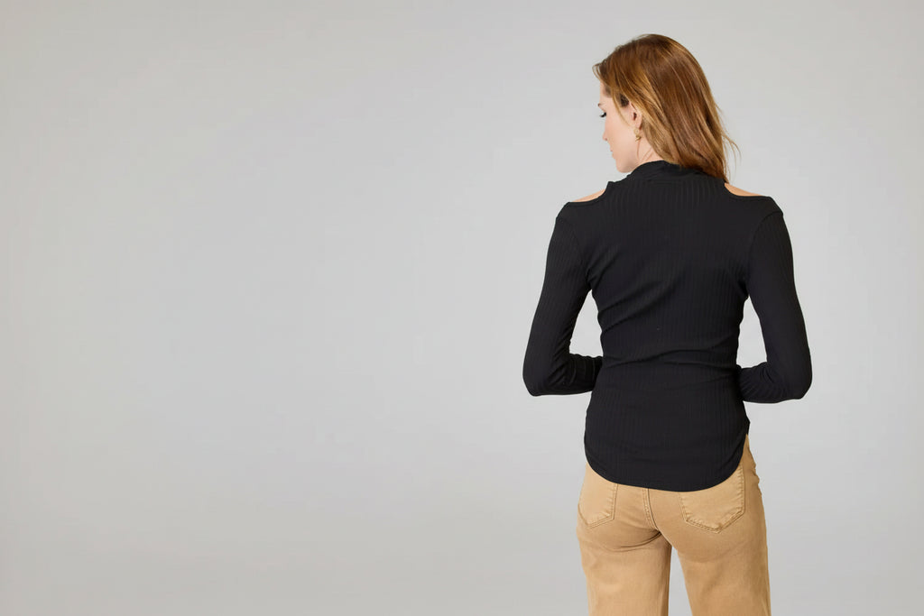 b79c90887aed4002919ac62748e38714-Max