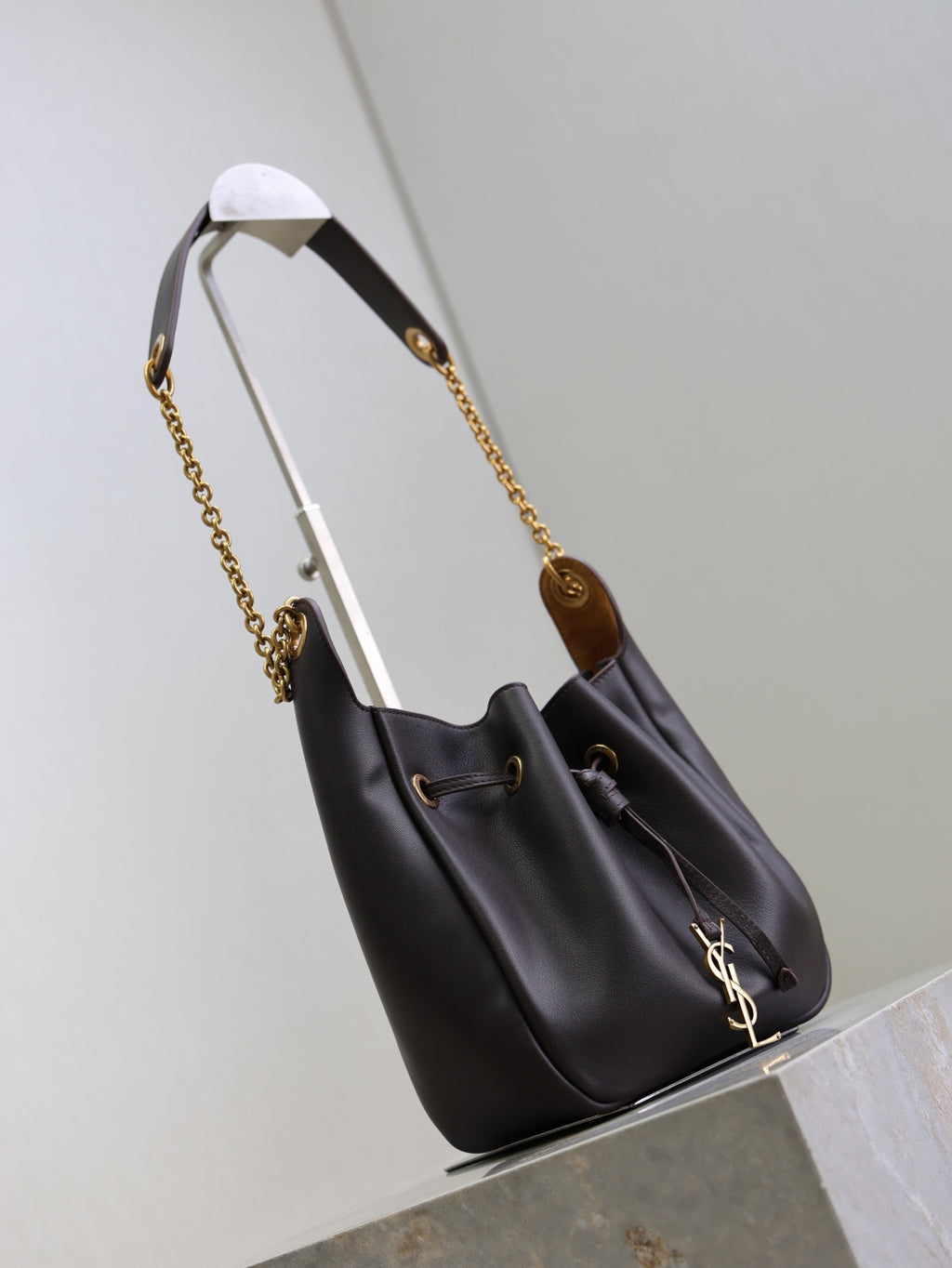 Women's Paris Bucket Bag – Black Leather