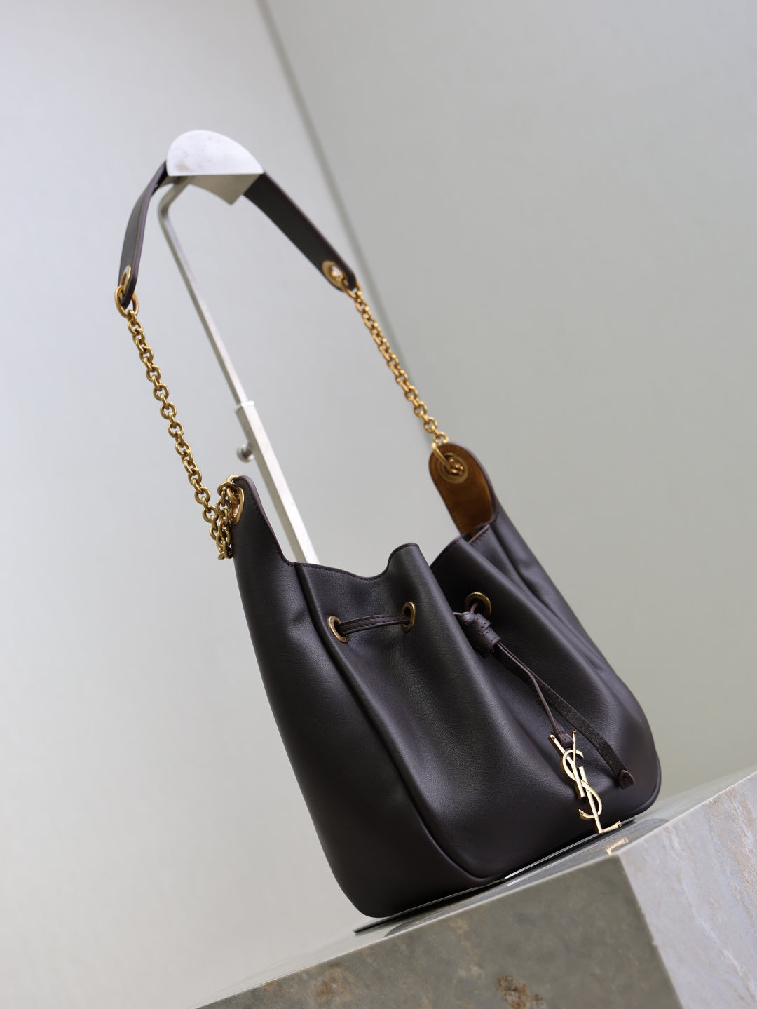 Women's Paris Bucket Bag – Black Leather