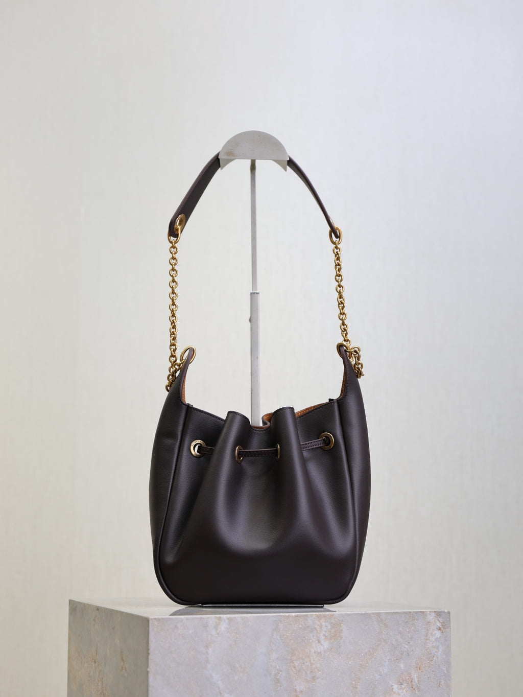 Women's Paris Bucket Bag – Black Leather