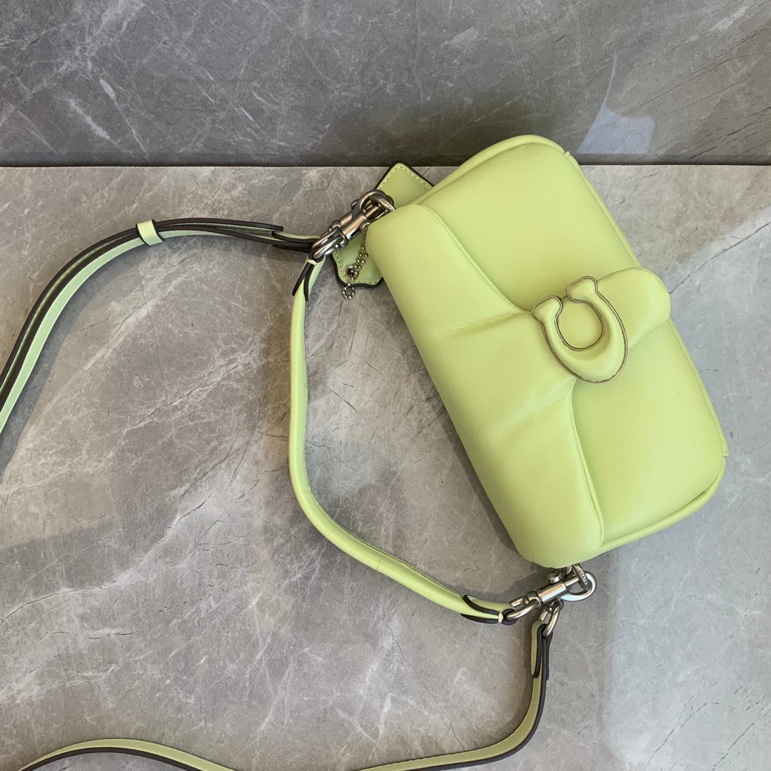 Premium Women's Handbag – Elegant Design for Every Occasion