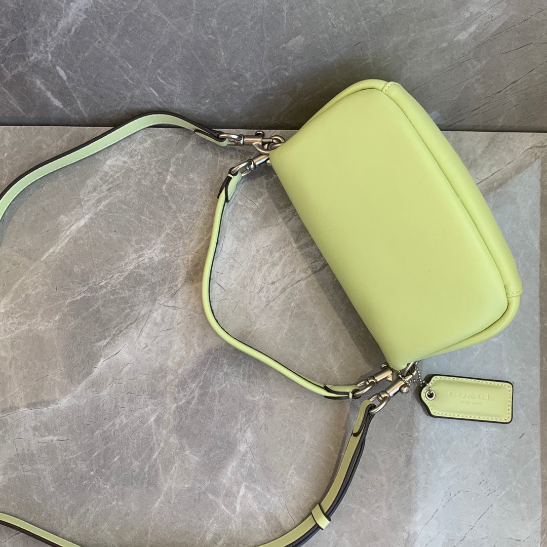 Premium Women's Handbag – Elegant Design for Every Occasion