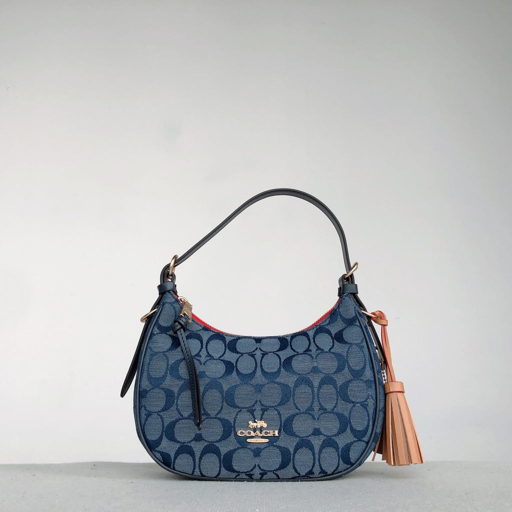 Premium Women's Bag – Elegance Meets Everyday Functionality