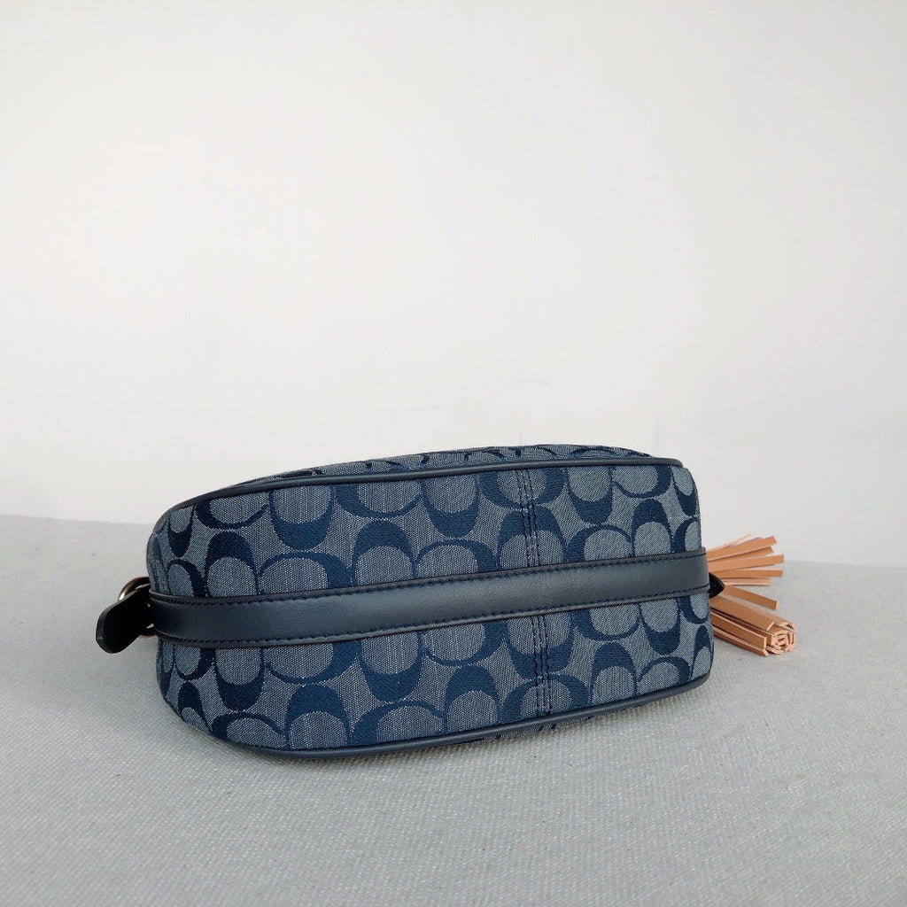 Premium Women's Bag – Elegance Meets Everyday Functionality