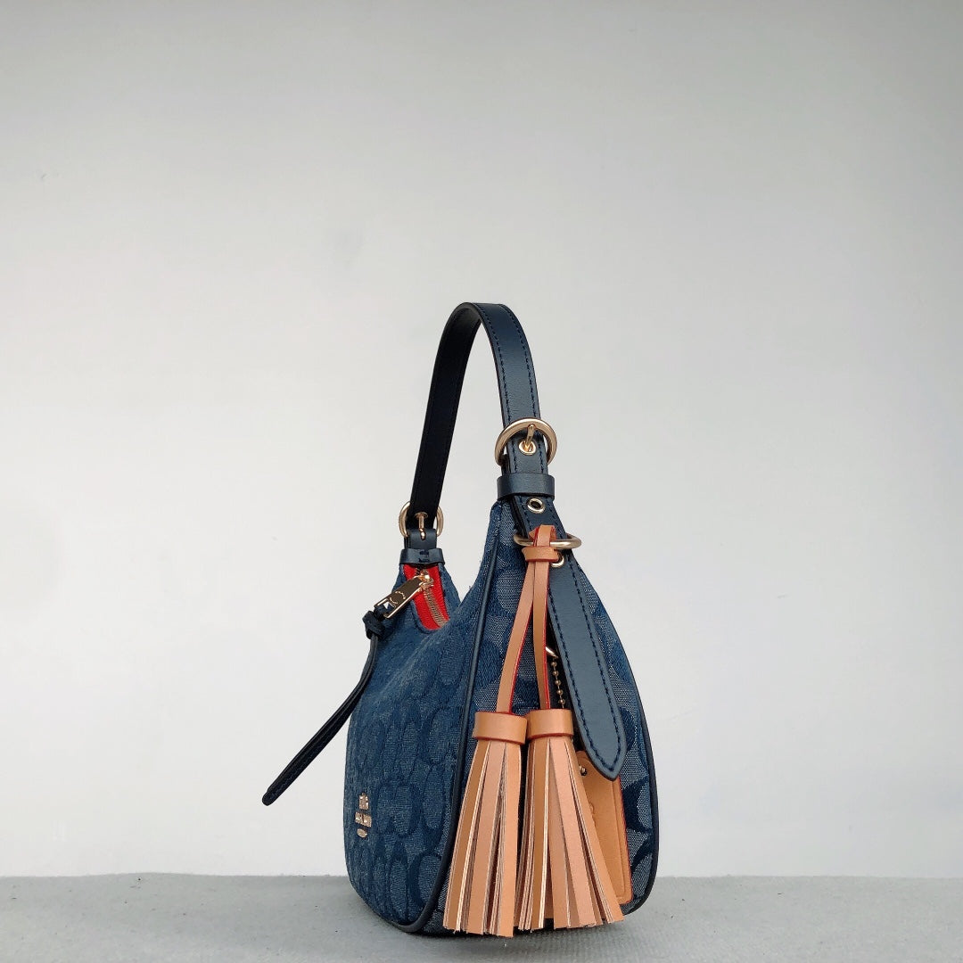 Premium Women's Bag – Elegance Meets Everyday Functionality
