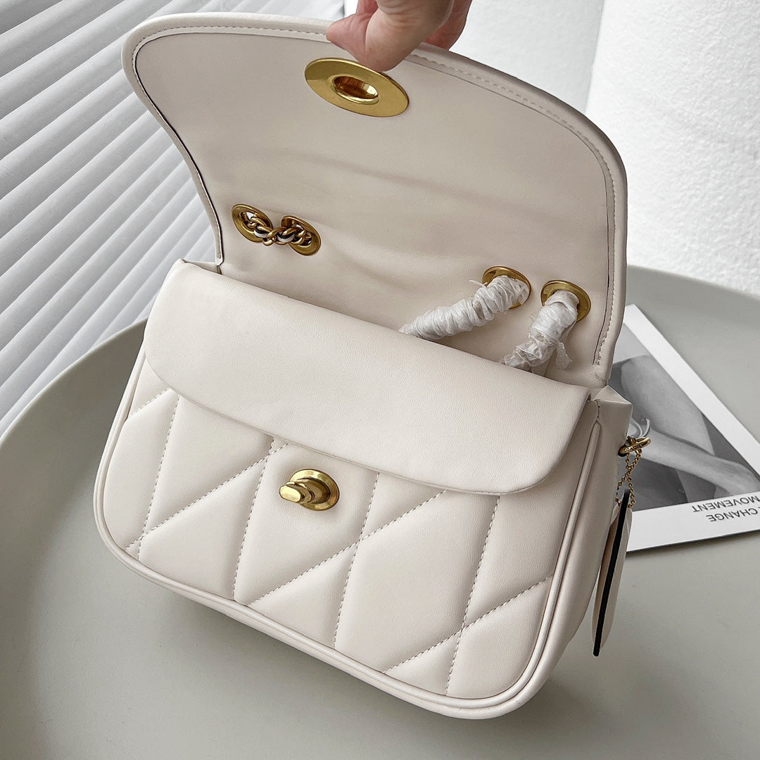 Luxury Women's Handbag – Sophisticated Style, Everyday Elegance