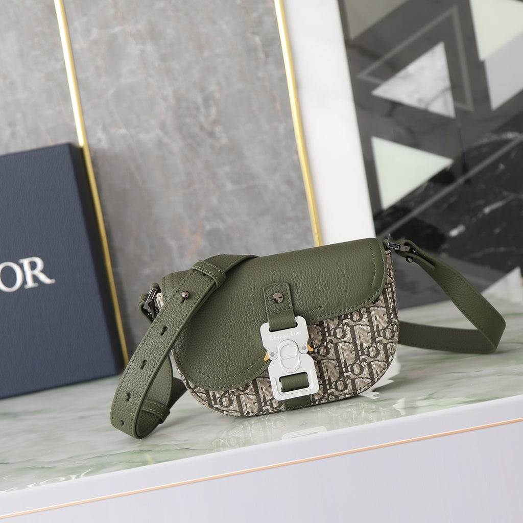 Men's Saddle Crossbody Bag – Oblique Jacquard Khaki