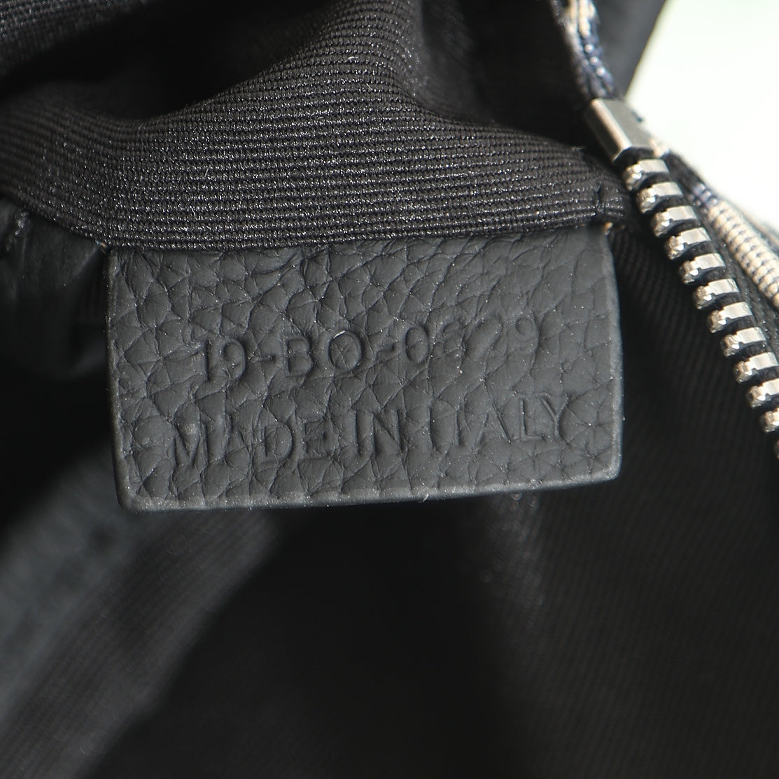 Premium Unisex Bag – Bold Style for Him & Her