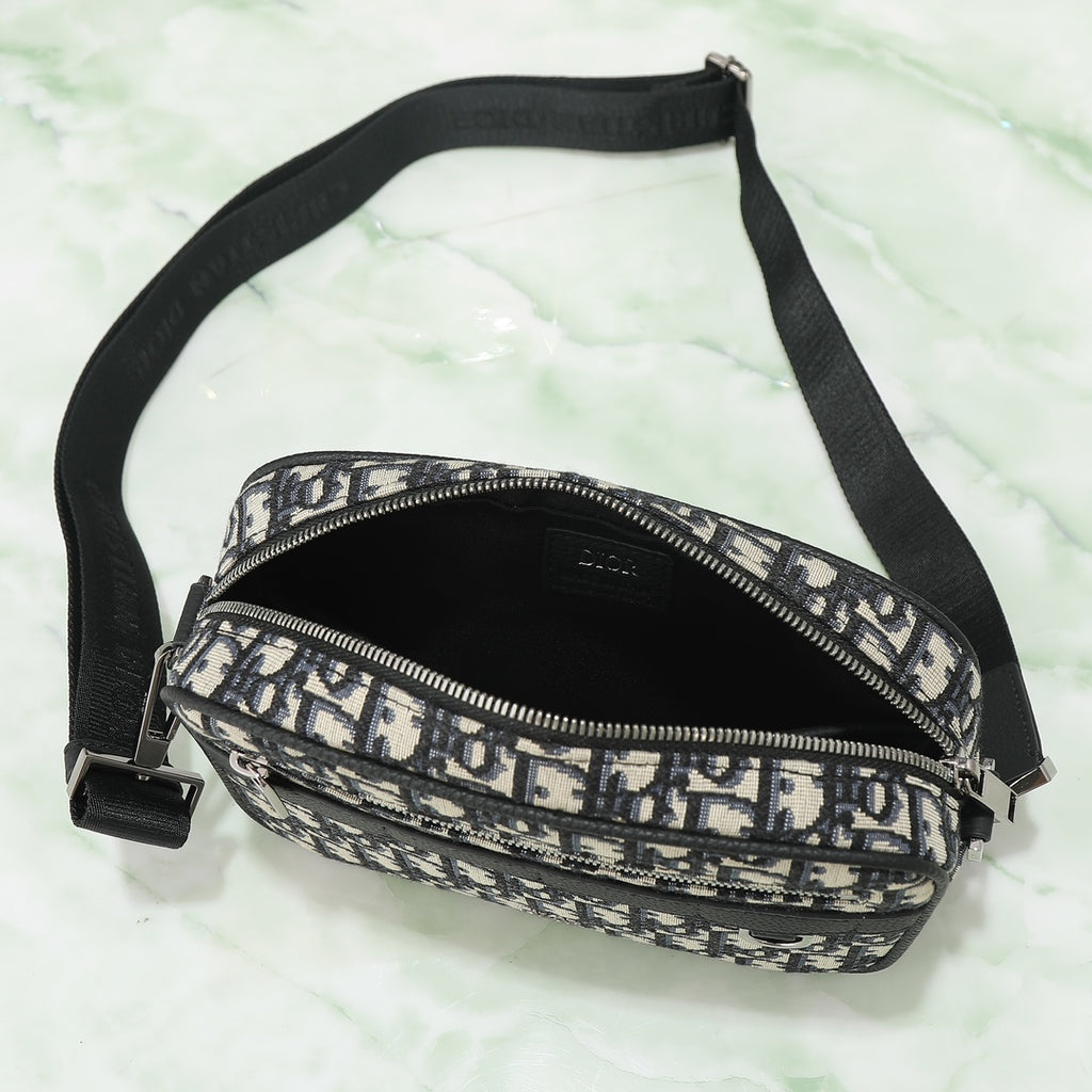 Premium Unisex Bag – Bold Style for Him & Her