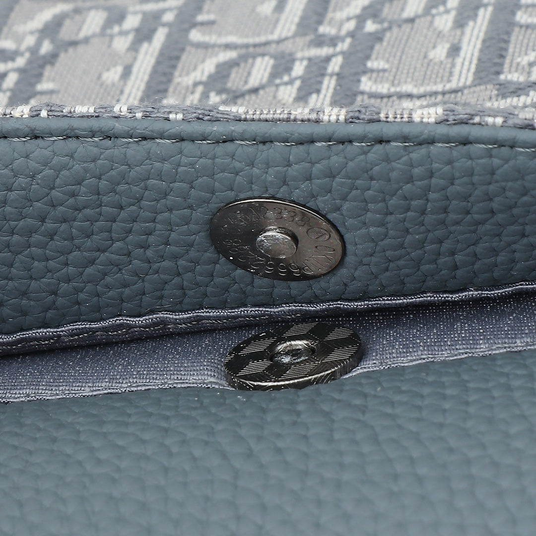 Premium Men's Bag – Sharp Style, Built for the Modern Man