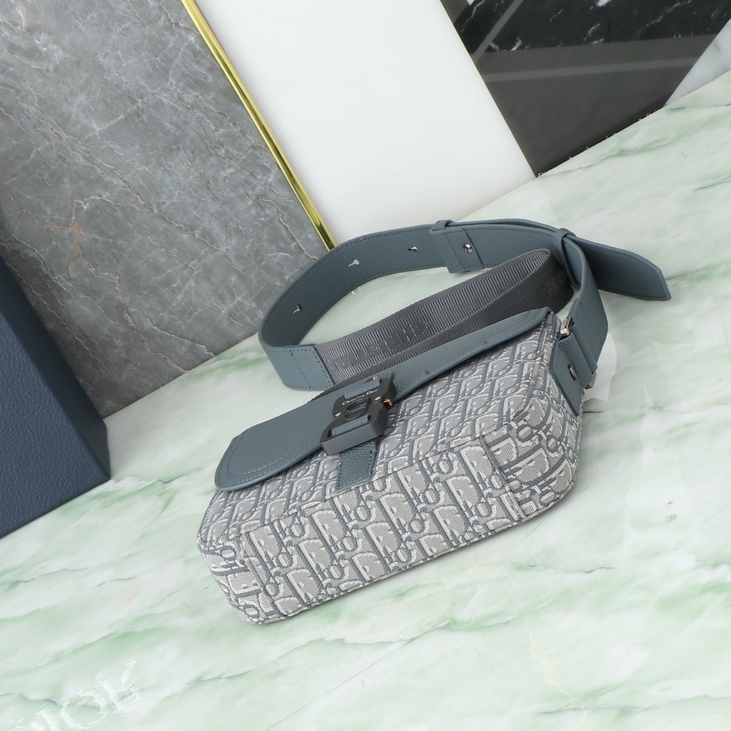 Premium Men's Bag – Sharp Style, Built for the Modern Man