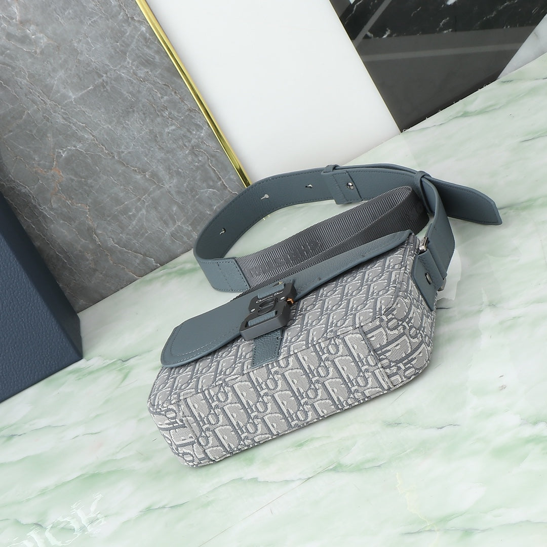 Premium Men's Bag – Sharp Style, Built for the Modern Man