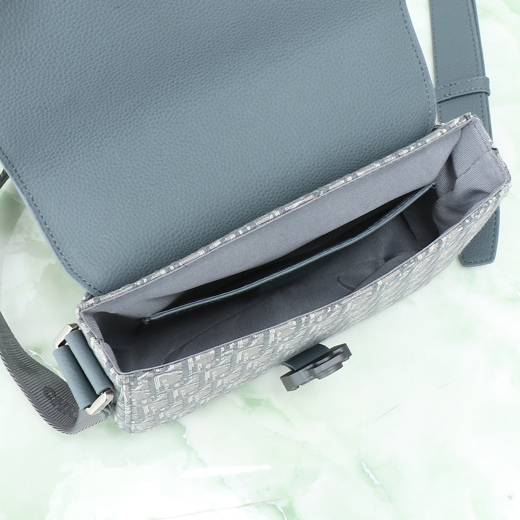 Premium Men's Bag – Sharp Style, Built for the Modern Man