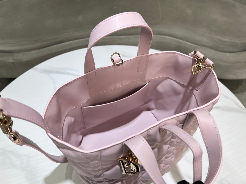 Women's Quilted Cannage Tote Bag – Blush Pink