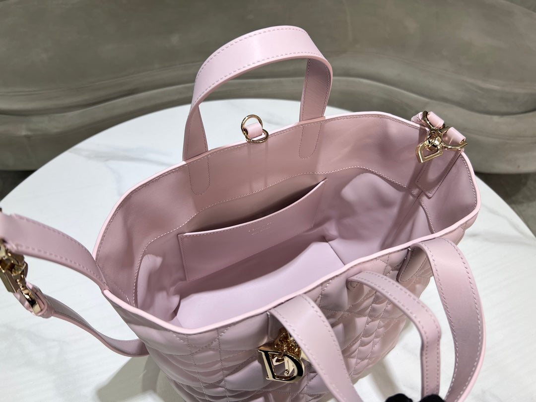 Women's Quilted Cannage Tote Bag – Blush Pink