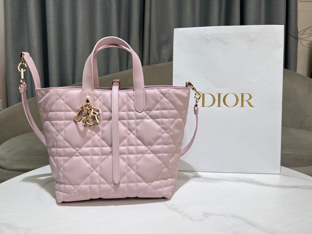 Women's Quilted Cannage Tote Bag – Blush Pink