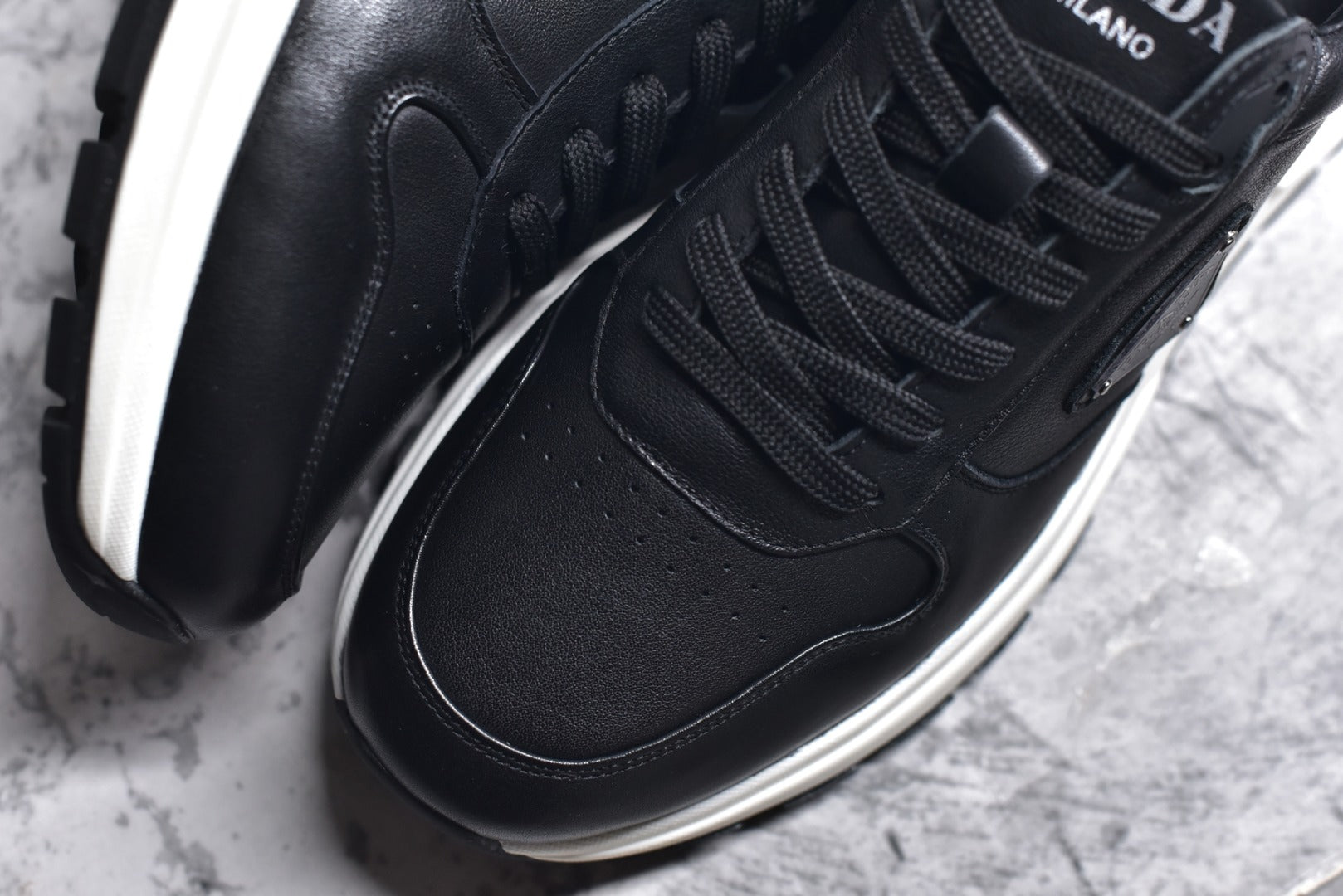 Signature Leather Oxford Shoes