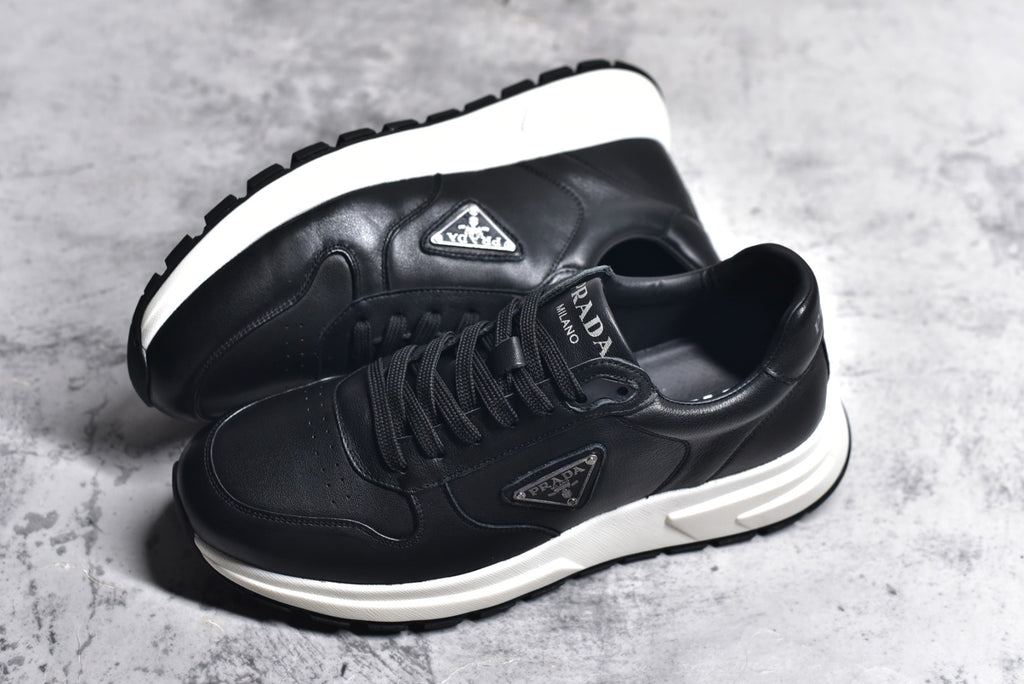 Signature Leather Oxford Shoes
