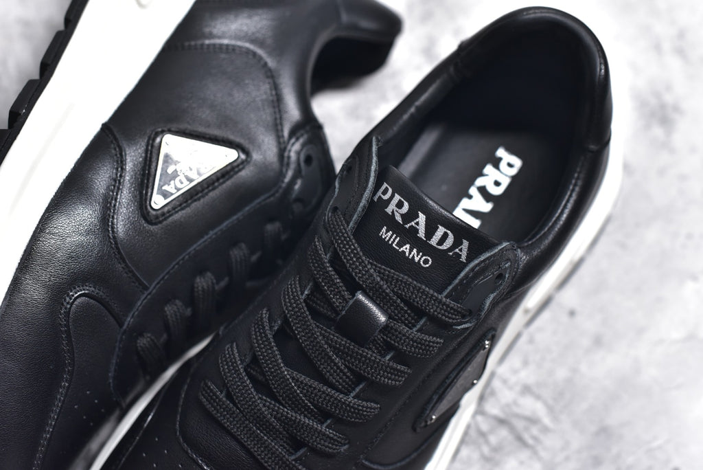 Signature Leather Oxford Shoes